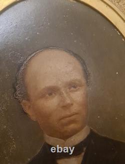 ANTIQUE OIL PAINTING ON BOARD PORTRAIT OF A MAN