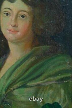 Antique oil painting portrait of a young woman, quality 18th century, oval frame, gold wood