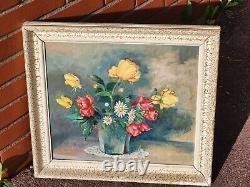 Old painting signed. Bouquet of flowers. Oil painting on isorel panel.