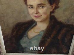 Superb old oil painting on canvas of a woman signed Wilhelm Klier 1950