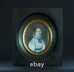 Beau Tableau ancien miniature Empire portrait de jeune femme au diadème 19e
