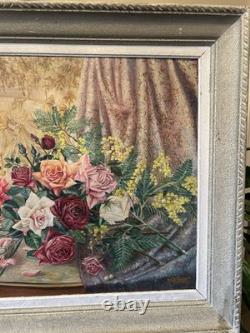 Grande Huile Sur Toile Ancienne Signée Représentant Une Composition Floral
