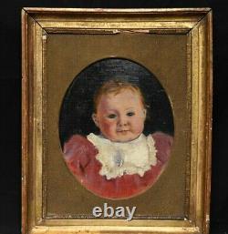 Tableau Portrait d'enfant XIXe s Huile sur panneau dans son cadre ancien ovale