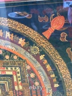 Thangka Tibet authentique et ancien Huile sur Tissu Mandala début XXème Thangka Tibet authentique et ancien Huile sur Tissu Mandala début XXème